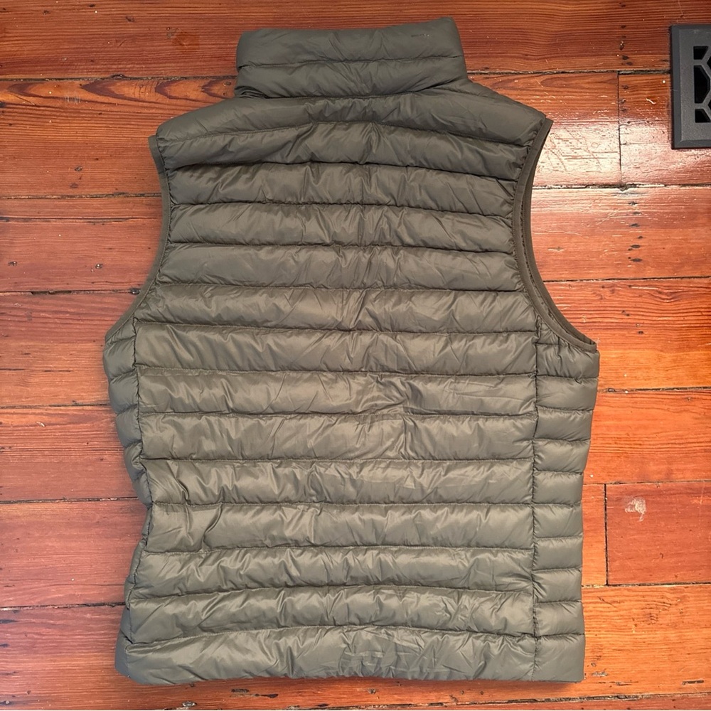 Patagonia Down Vest, Men’s Medium - Picture 5 of 5
